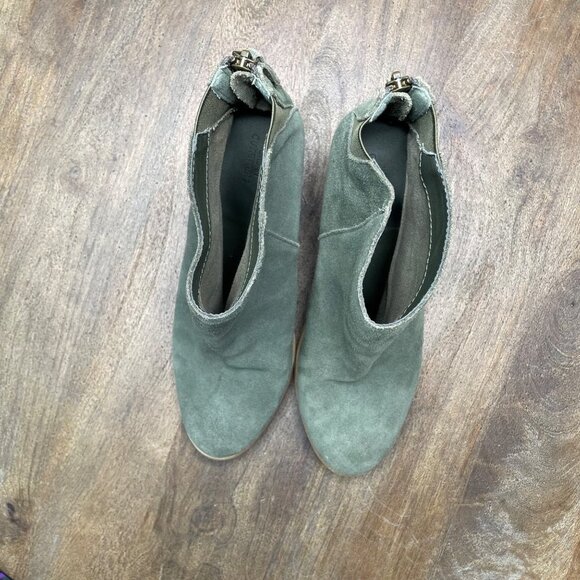 Urban Outfitters Green Suede‎ Ankle Boots Size 10 Block Heel - Picture 5 of 9